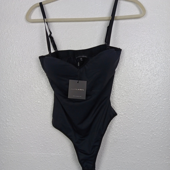 JLuxLabel Bodysuit Black Size Medium Padding Removable Straps Thong NWT - Picture 2 of 16